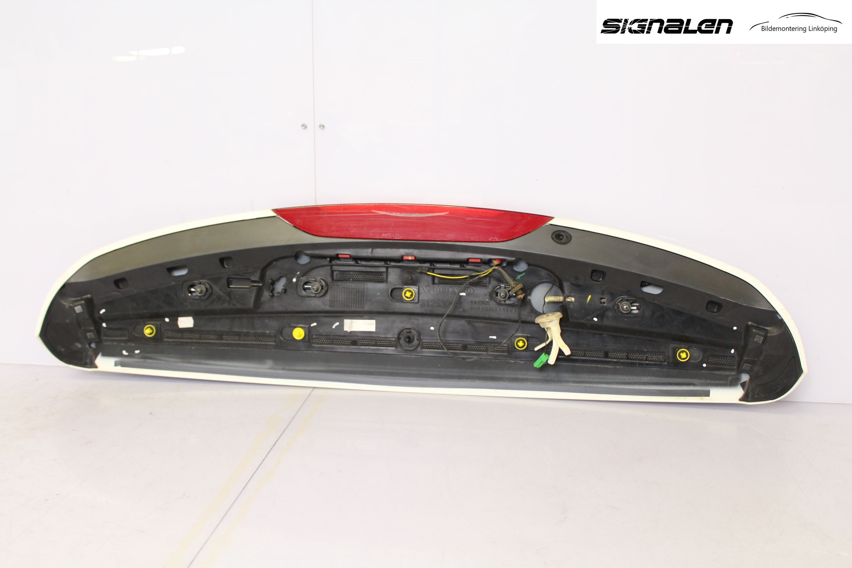 Volvo V60 11-13 Spoiler Bakluke