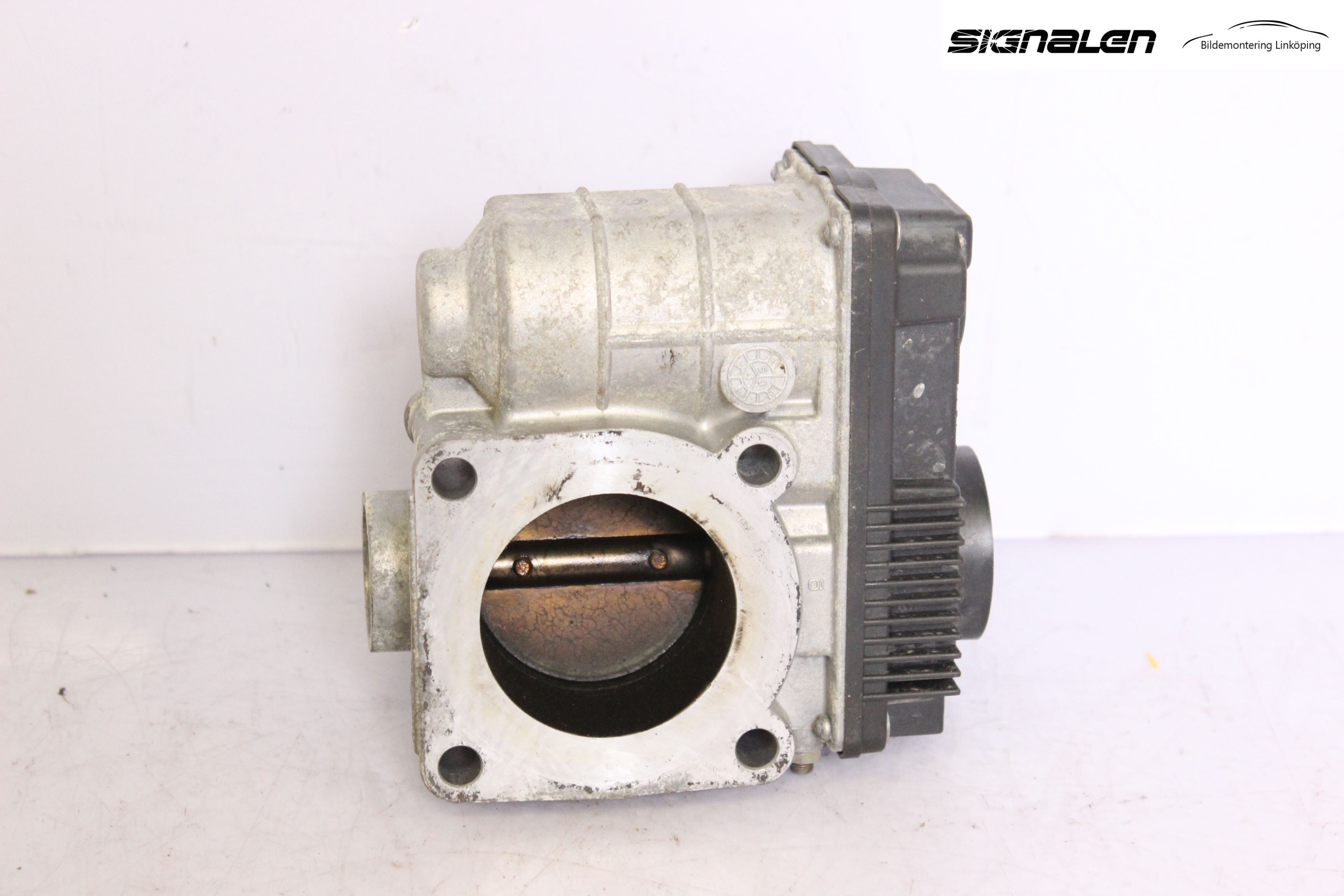 Nissan ALMERA    00-06 Inns Spjeldhus