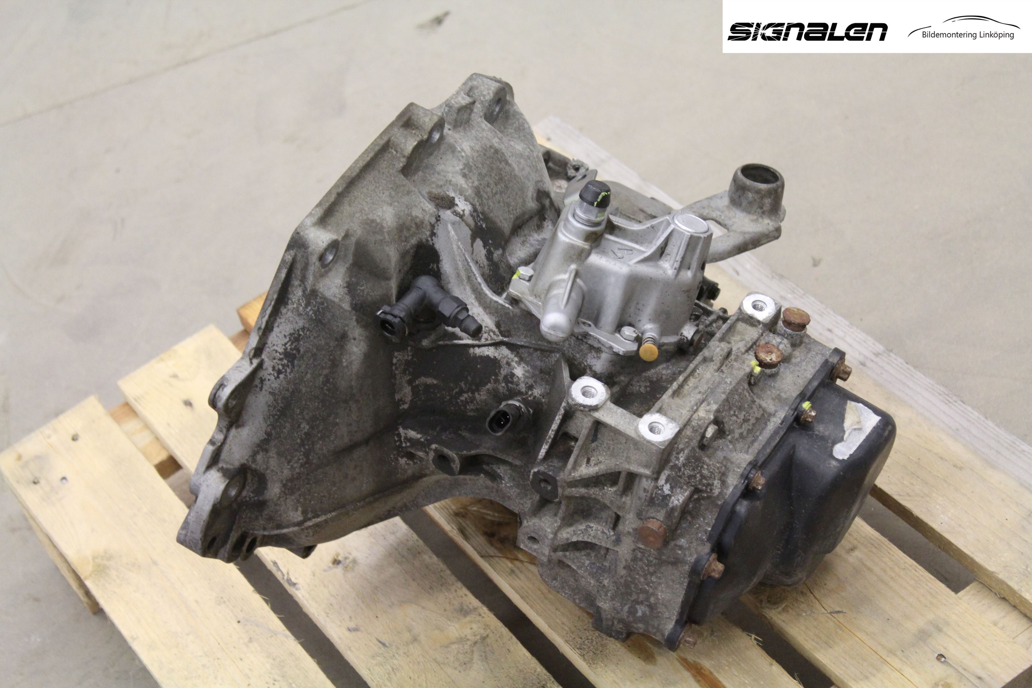 Opel CORSA D 07-14 Gearkasse 5 Trinn