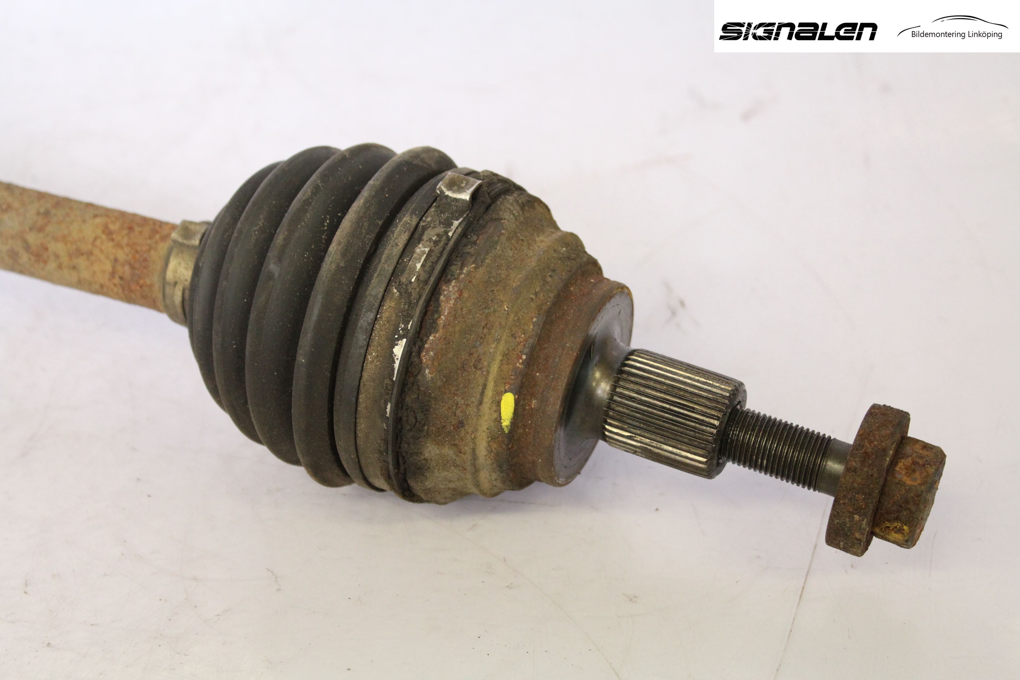 Seat LEON 06-12 Drivaksel Foran Kompl Venstre