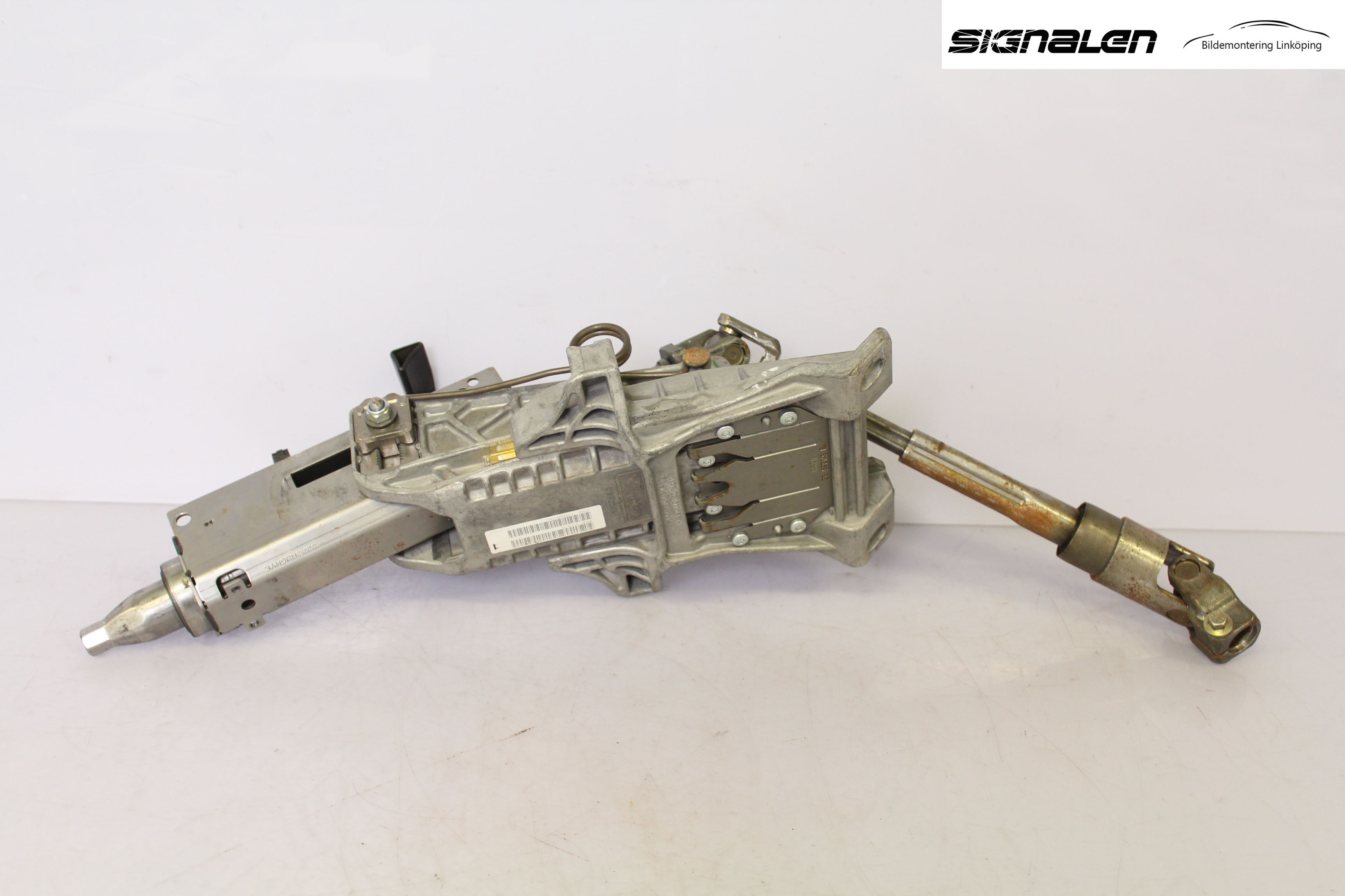 Ford FOCUS     04-07 Rattaksel