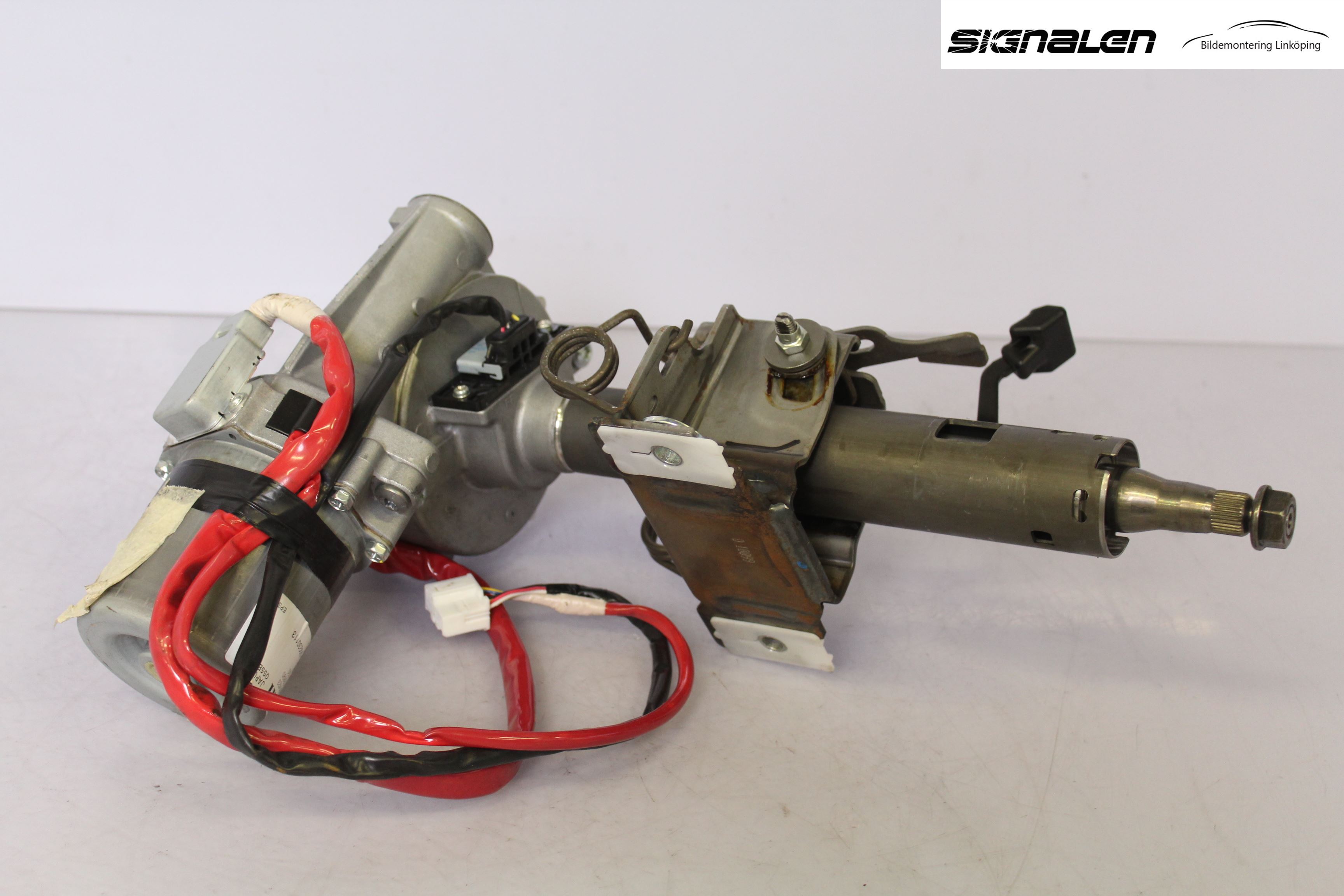 Toyota AVENSIS 09-15 Rattakselaggregat Innebygd Servo