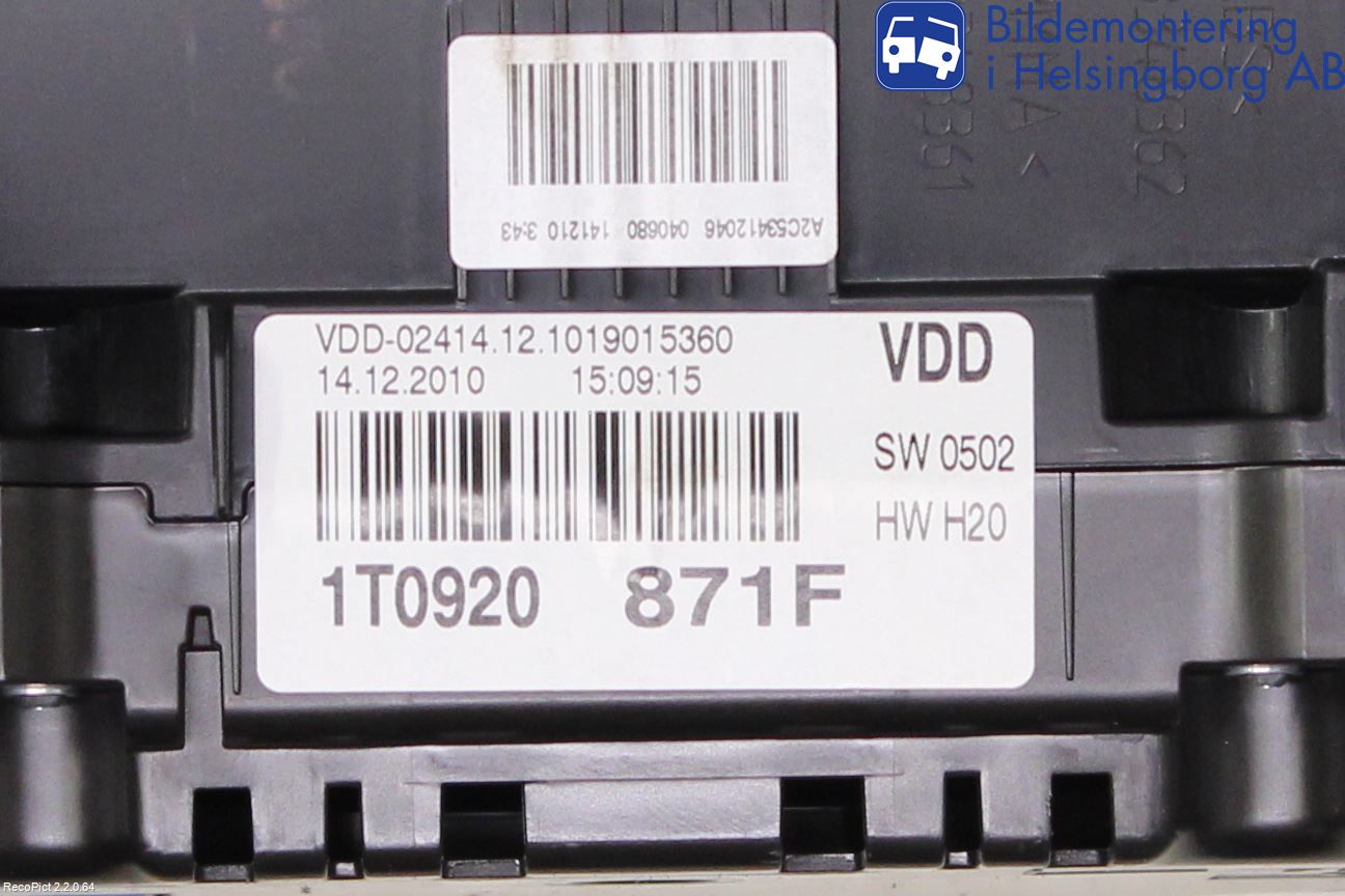 Volkswagen VW TOURAN 10-15 Instr Kombinert