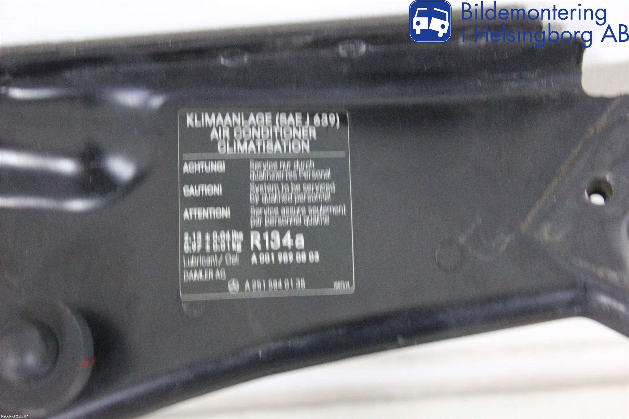 Mercedes-Benz MB R-KLASS (W251) 05-13 Frontlykt Holder-Feste