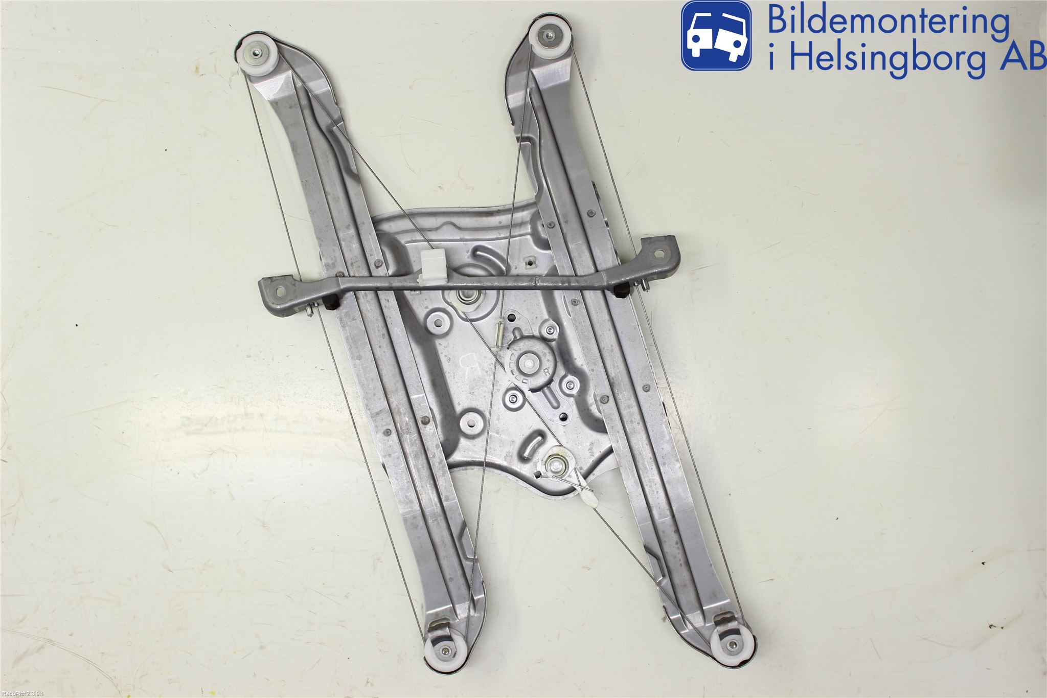 Mitsubishi GRANDIS Vindusheis El Komp