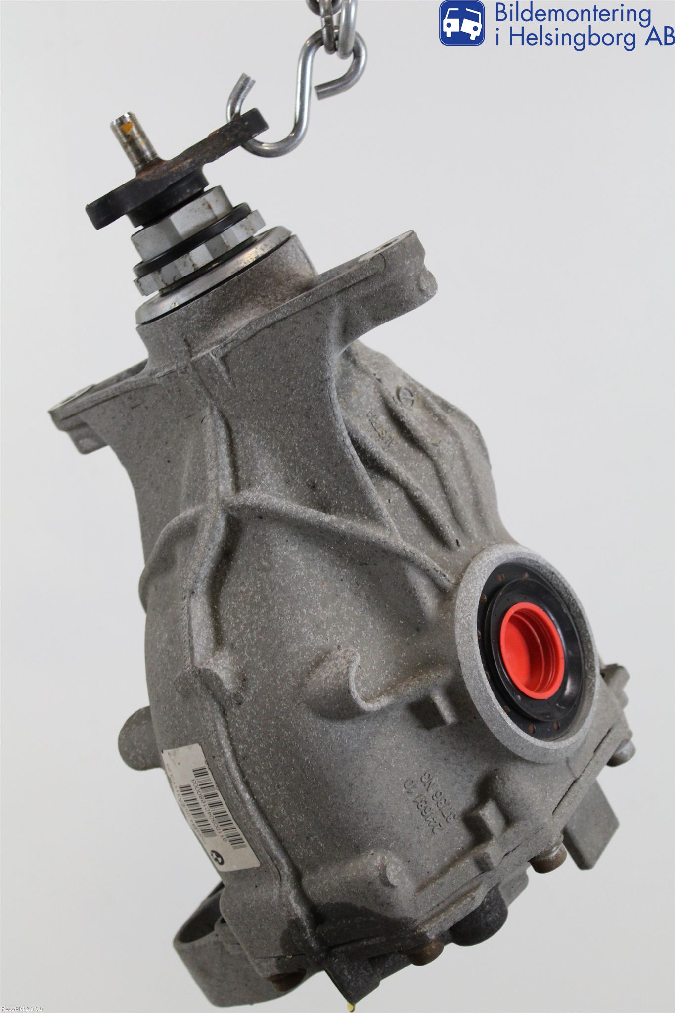 BMW 5 F10/F11/F18 09-17 Bakaksel Kardang Bak -Diff