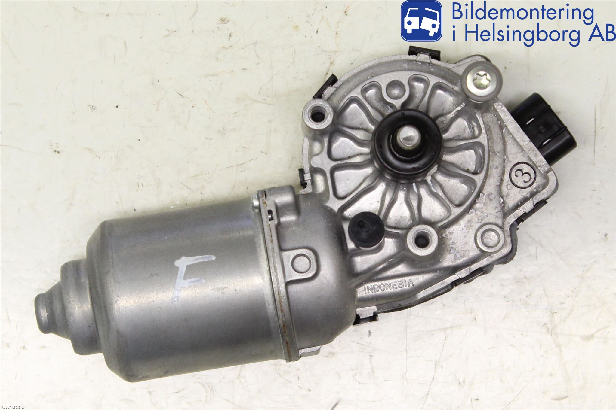Fiat SEDICI Viskermotor Frontrute