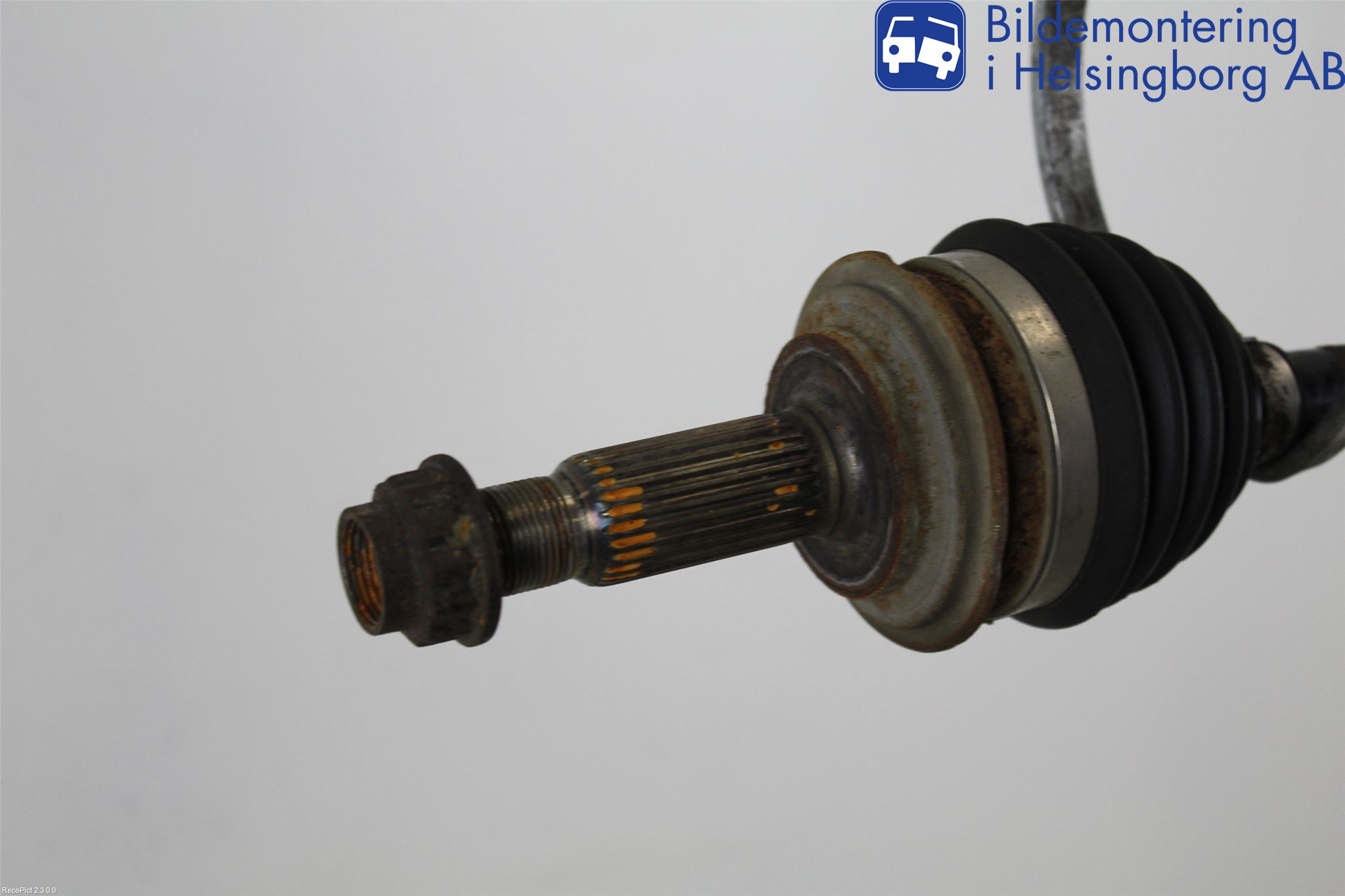 Toyota YARIS XP90 06-11 Drivaksel Foran Kompl Venstre
