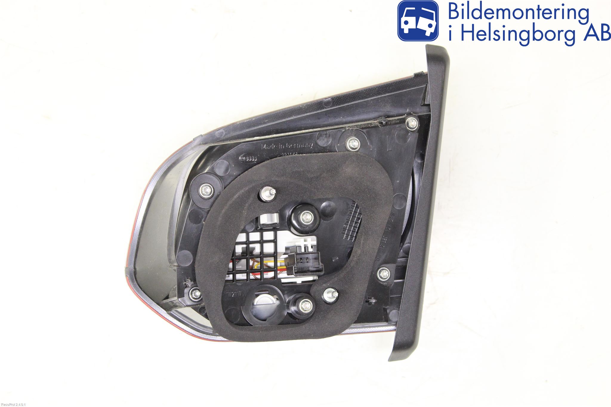 Volkswagen VW GOLF VI 09-13 Baklykt Venstre  På Luke(Indre