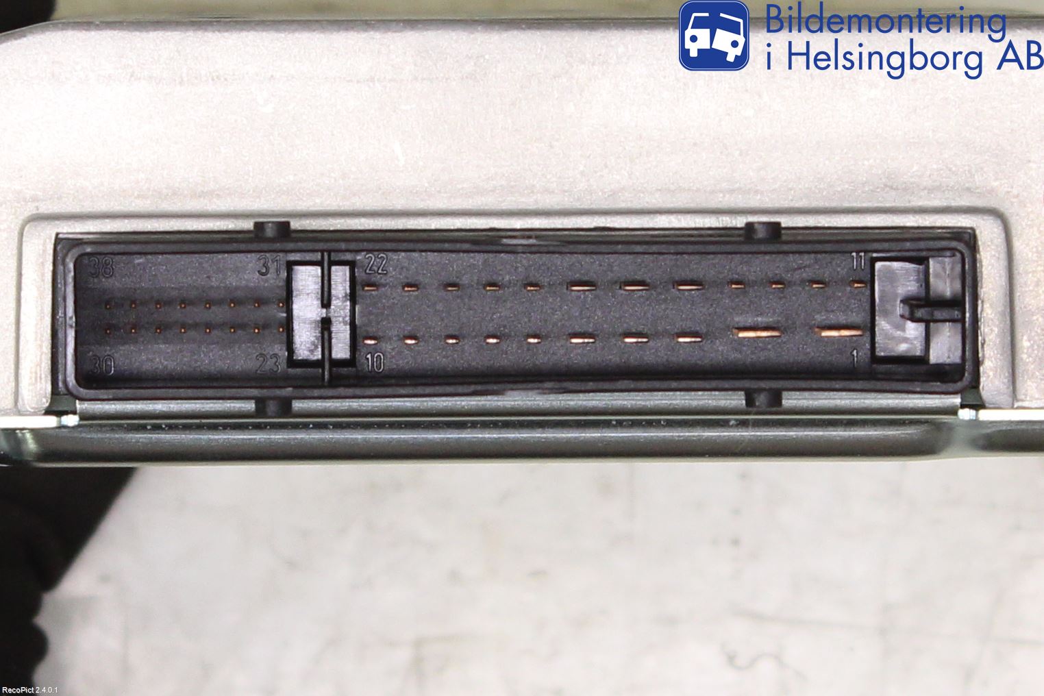 Volkswagen VW PASSAT 11-14 Stereo Forsterker