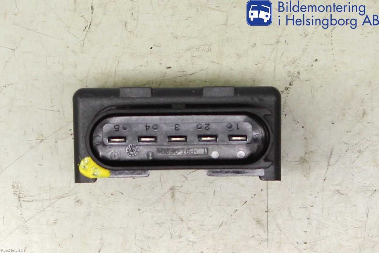 Volkswagen VW GOLF / E-GOLF VII 13-20 Rele Bensinpumpe