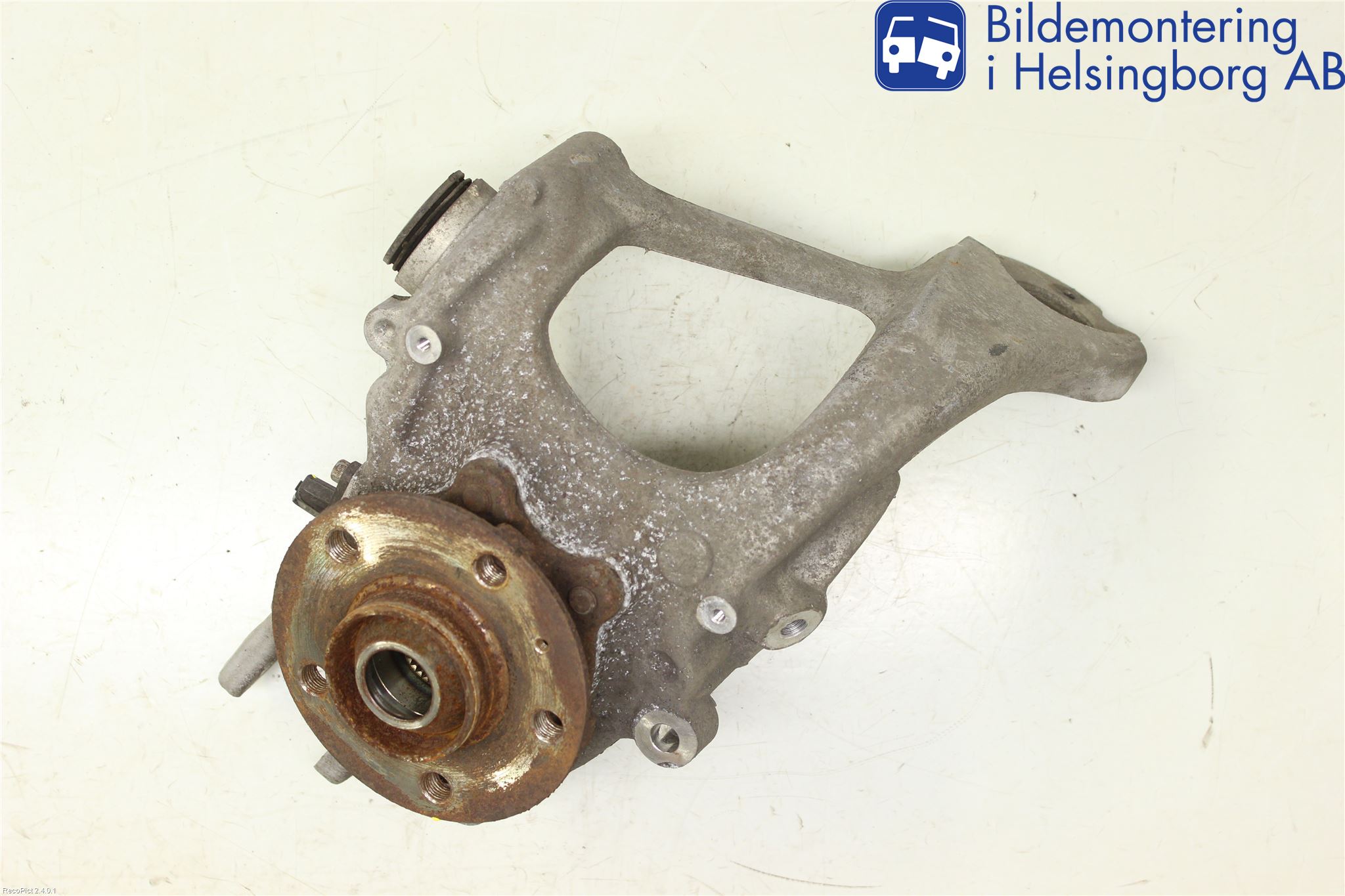 Audi Q5 09-16 Spindel Vb