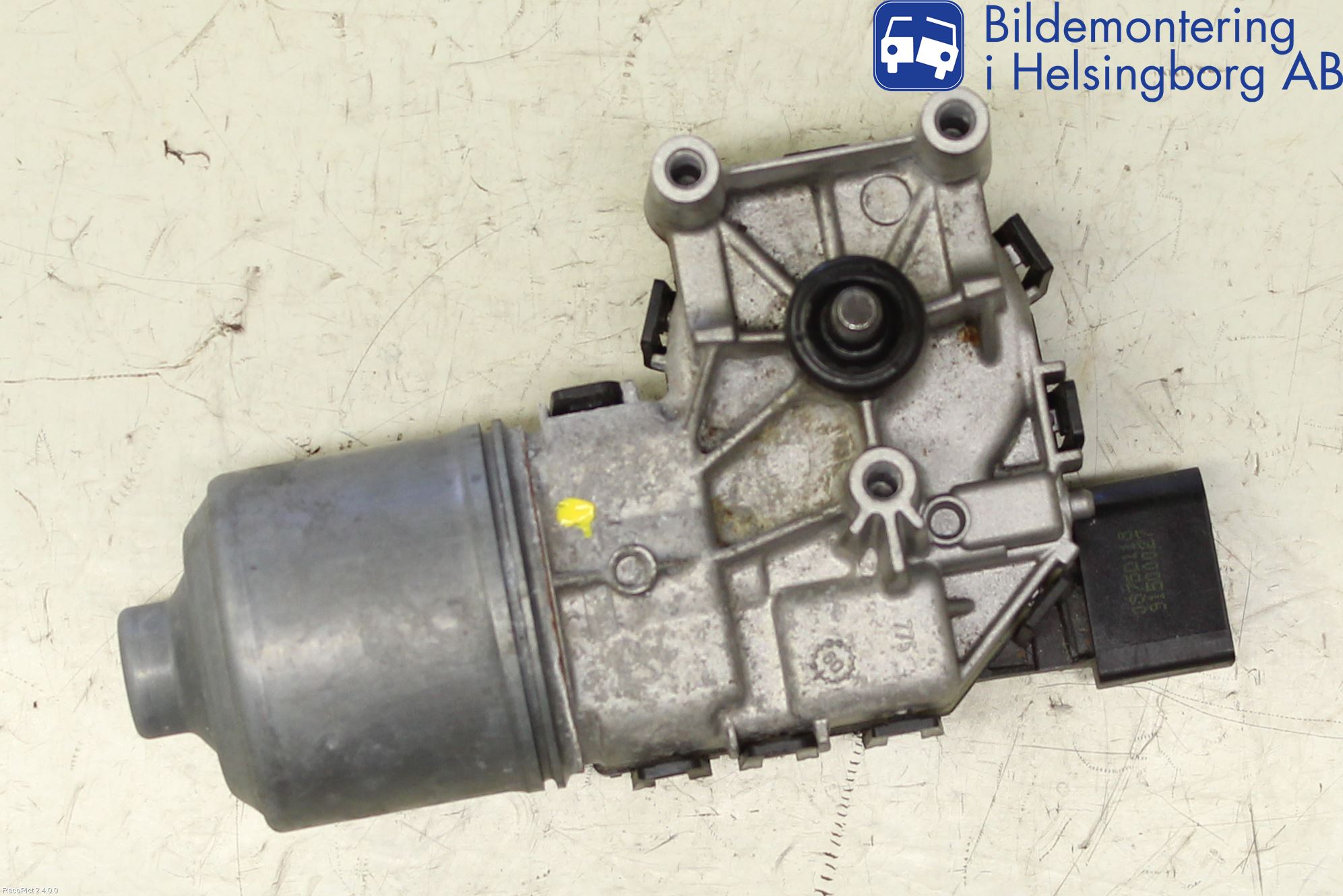 Ford FIESTA 09-12 Viskermotor Frontrute