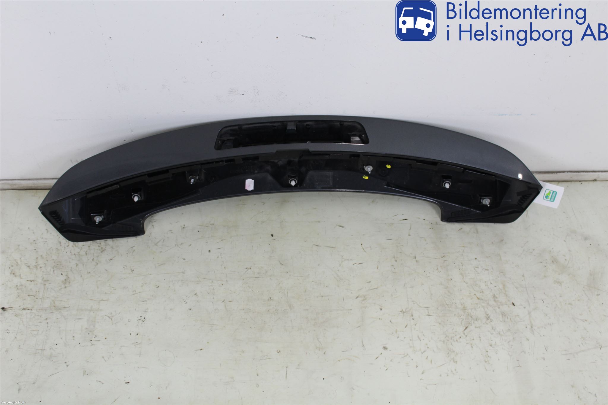 Toyota AVENSIS 09-15 Spoiler Bakluke