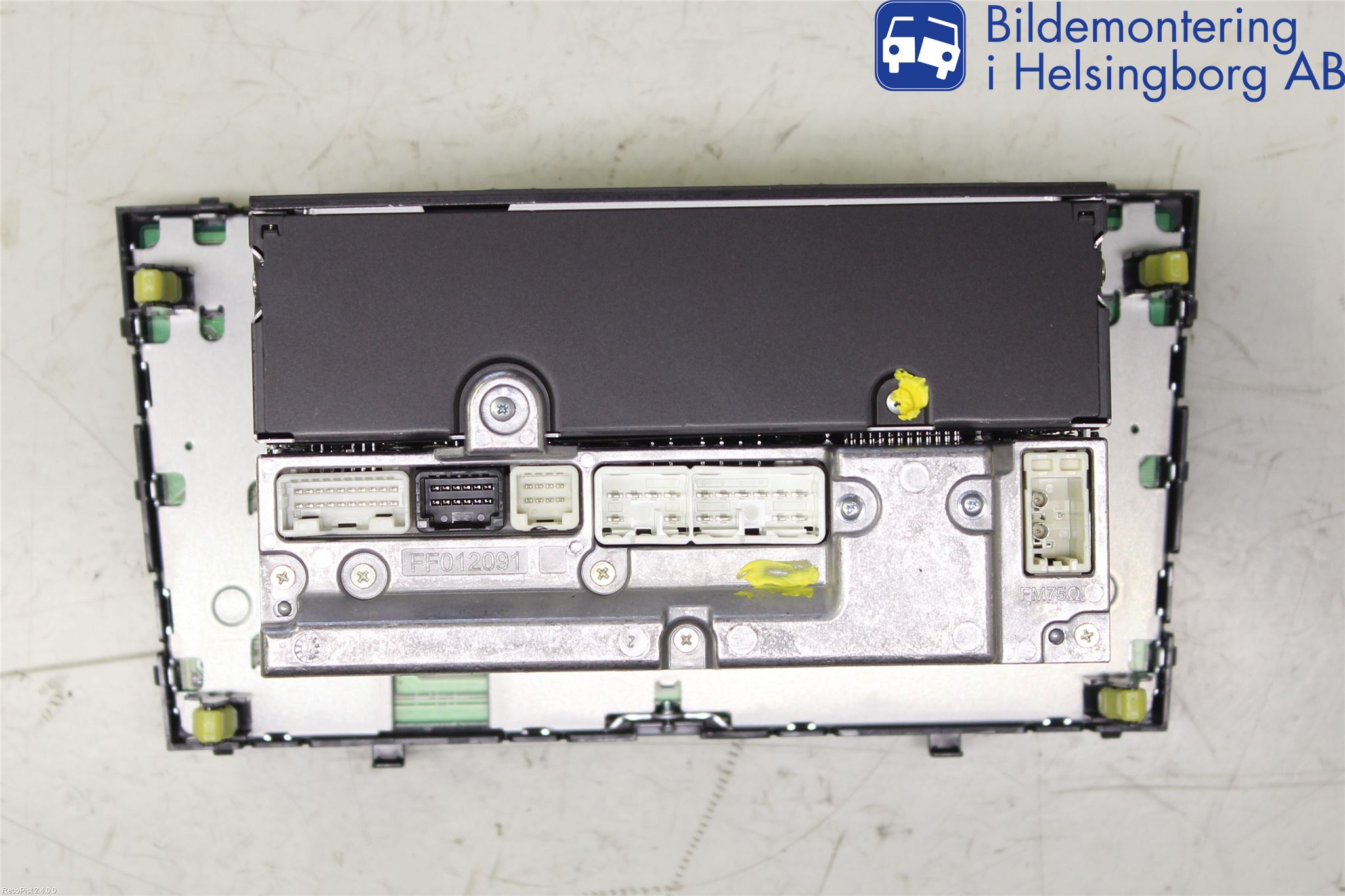 Toyota AVENSIS 09-15 Stereo Radio Med Cd