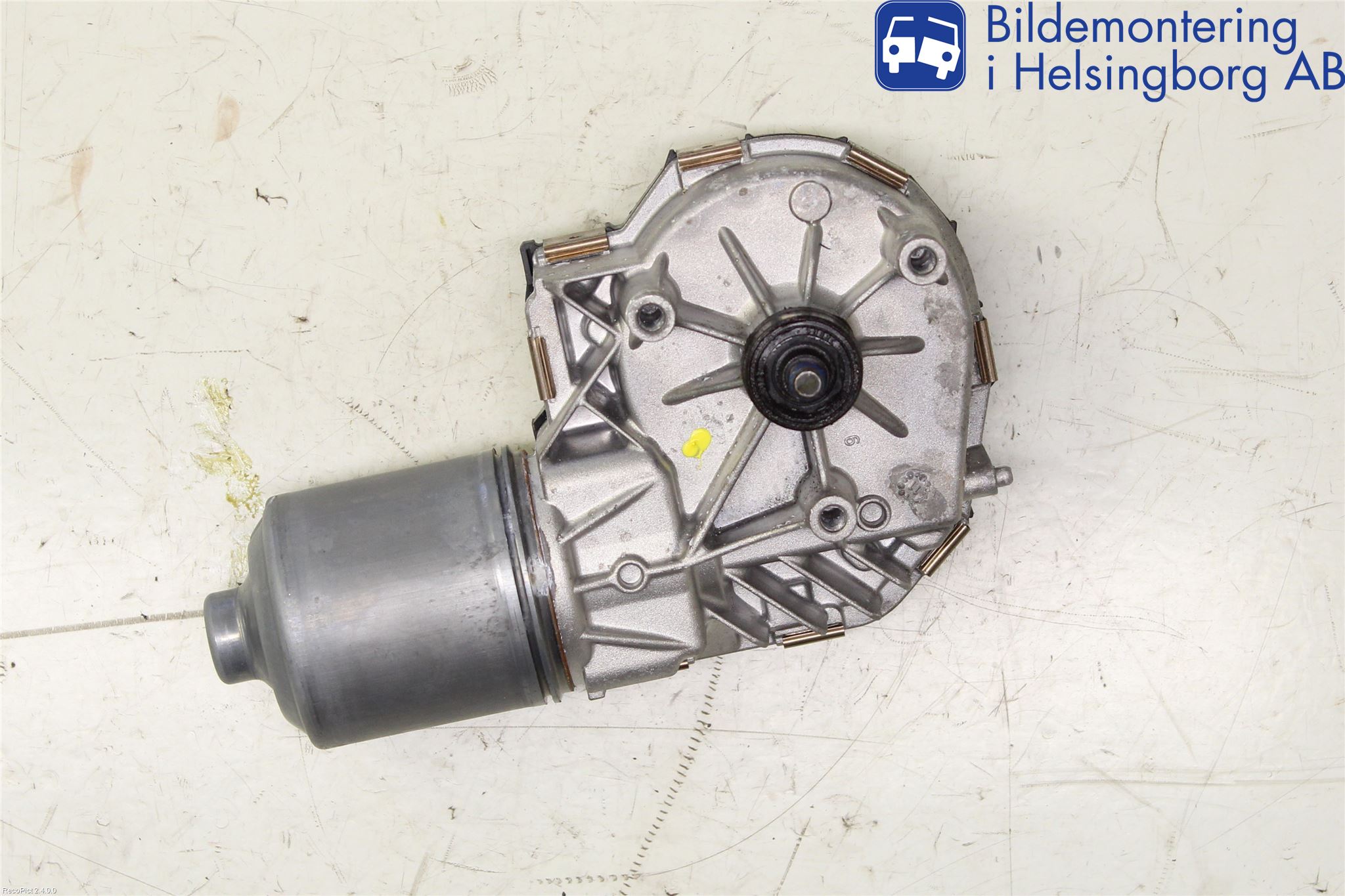 Mercedes-Benz MB C-KLASS (W204) 07-15 Viskermotor Frontrute