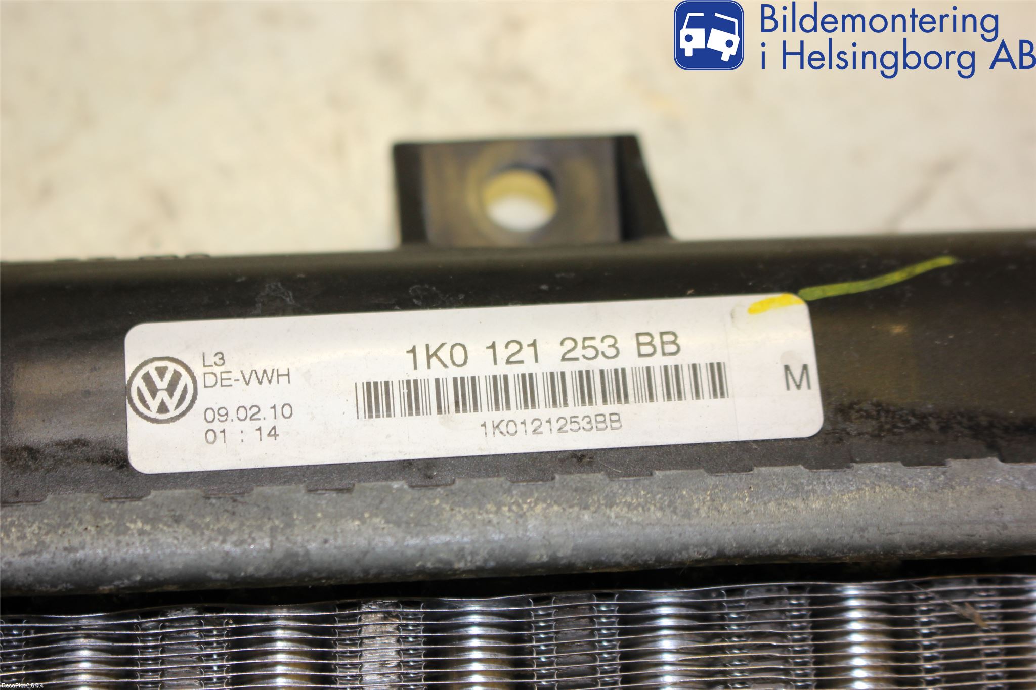 Volkswagen VW GOLF VI 09-13 Radiator Automat