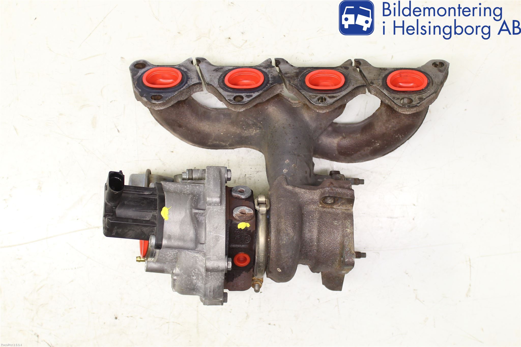 Volkswagen VW PASSAT 11-14 Turboaggregat