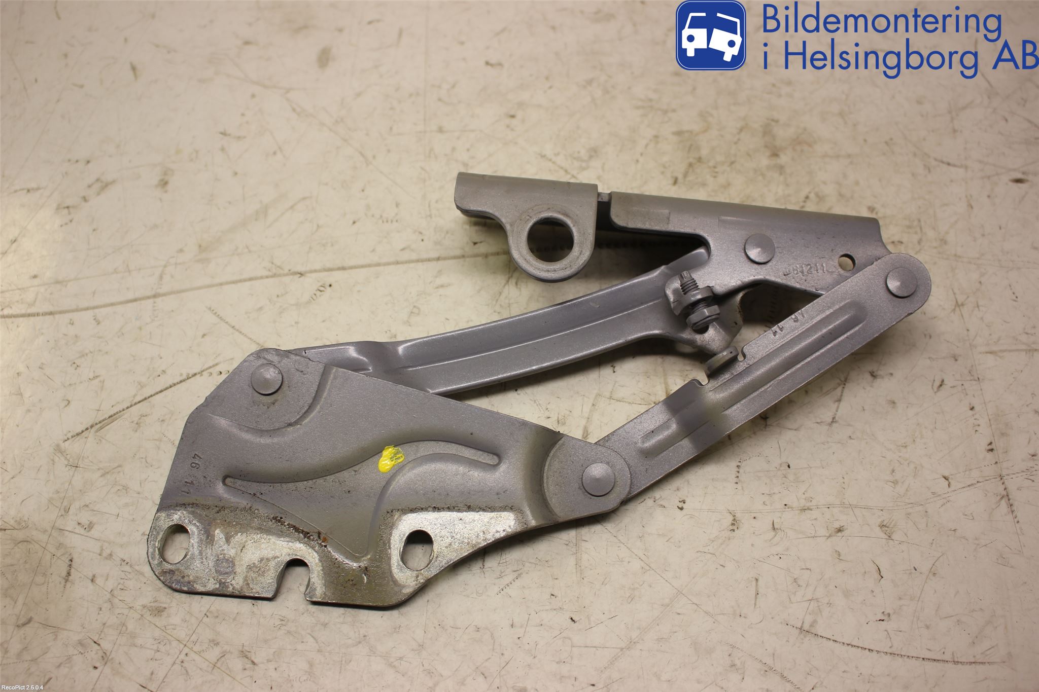 Volkswagen VW GOLF PLUS/CROSS GOLF 04-14 Panser Hengsel - Hengsler