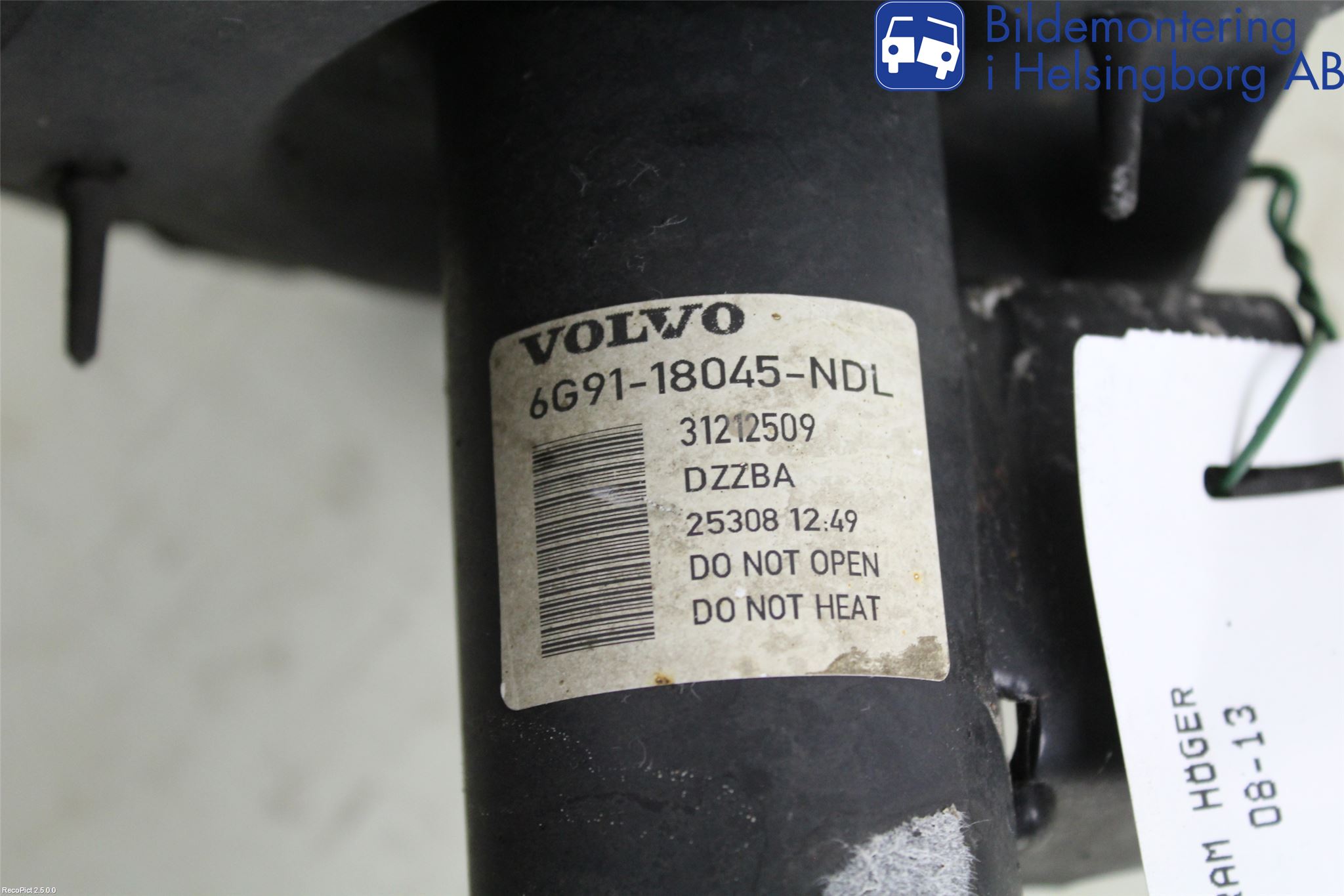 Volvo V70 08-13 Fjærbein Foran Høyre