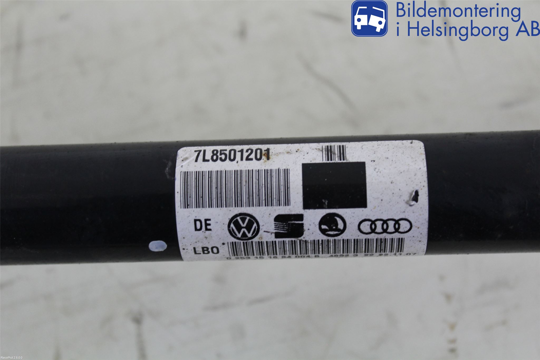 Audi Q7/SQ7 Drivaksel Bak Kompl Venstre