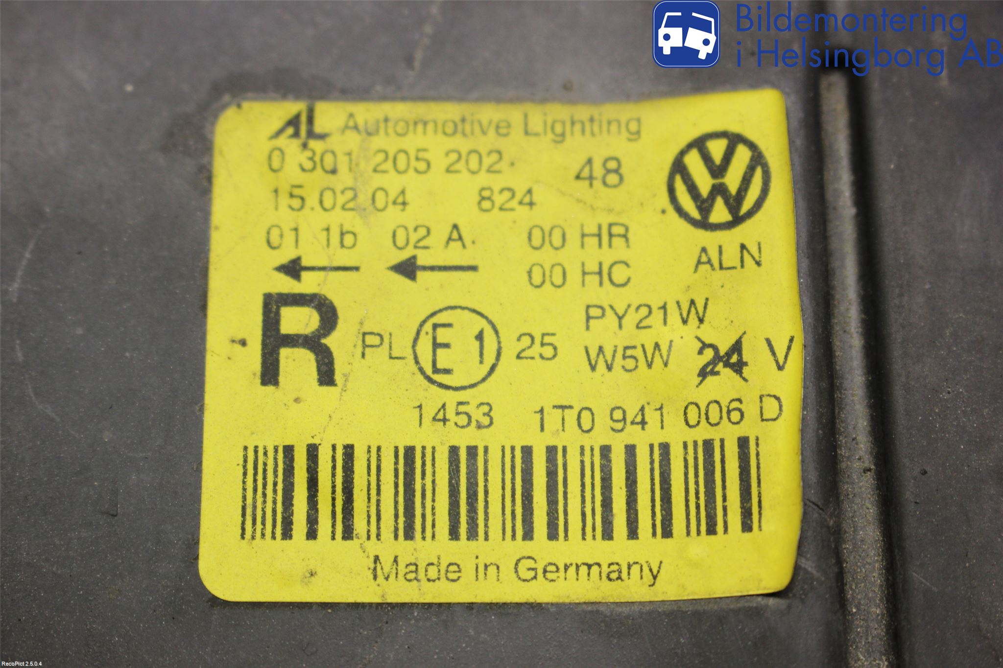 Volkswagen VW TOURAN 03-10 Frontlykt Høyre