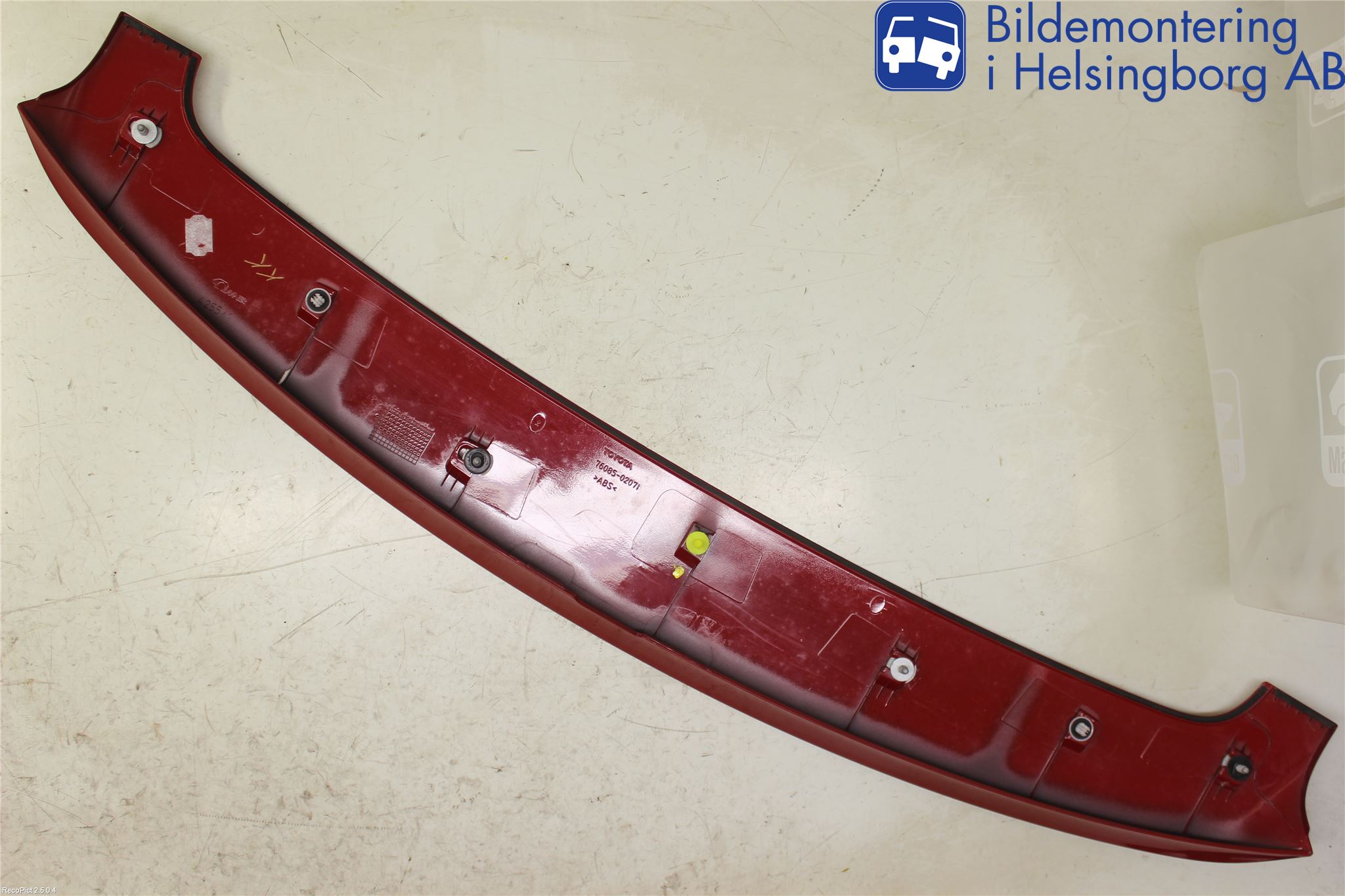 Toyota AURIS 07-09 Spoiler Bakluke