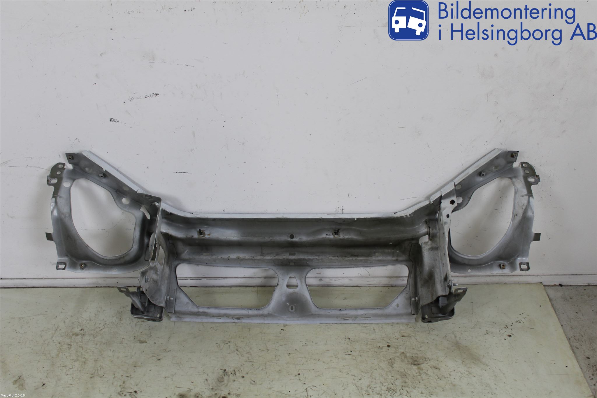 Nissan KUBISTAR Frontplate