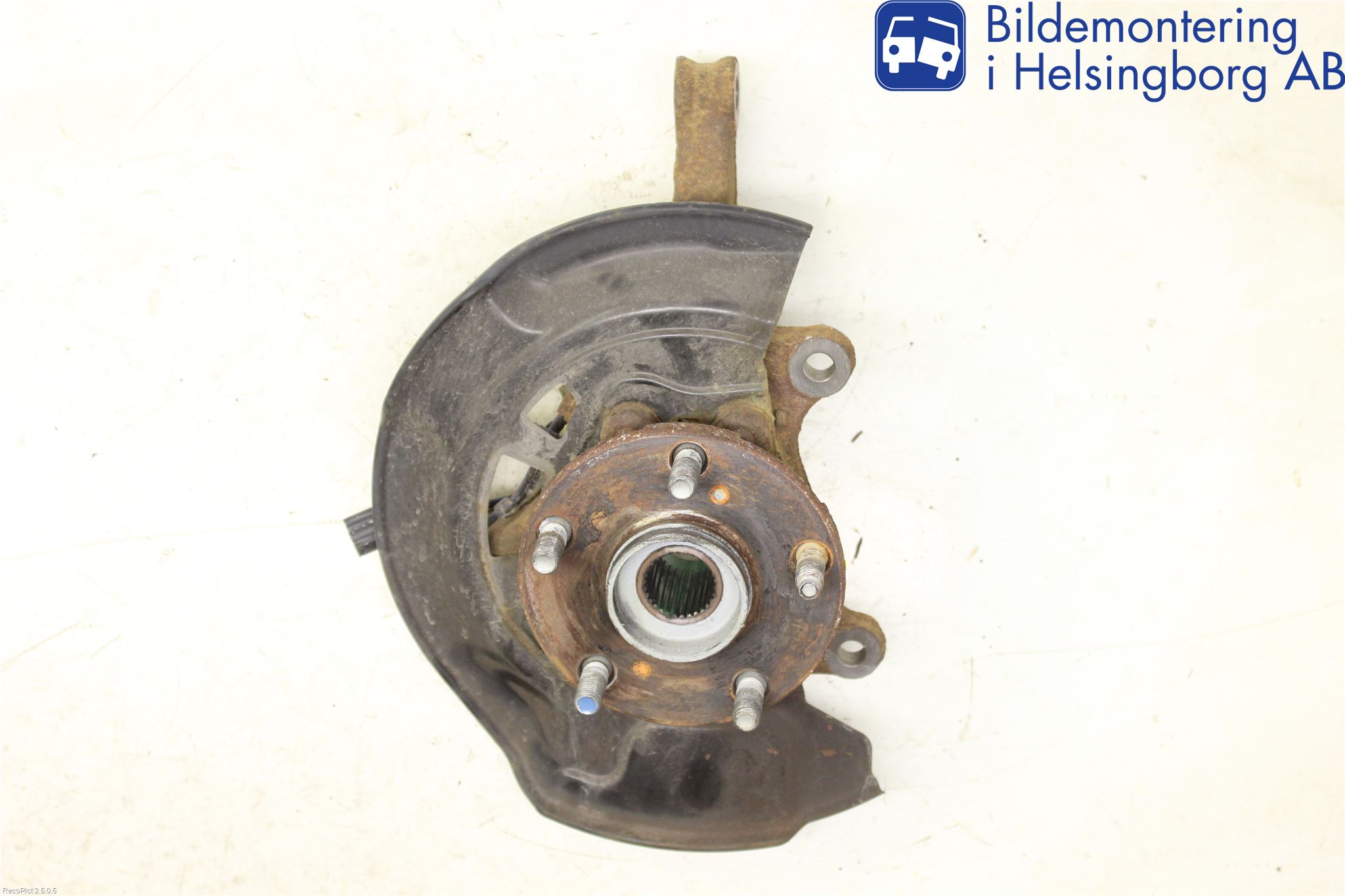 Toyota RAV 4 06-12 Spindel Hf