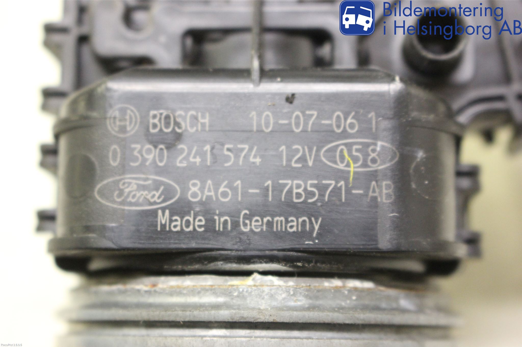 Ford FIESTA 09-12 Viskermotor Frontrute