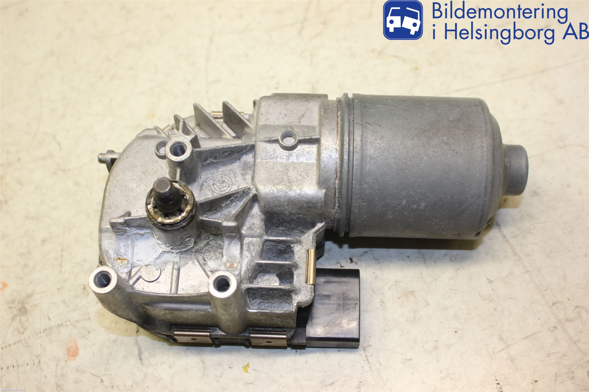 Mercedes-Benz MB GLK-KLASS (X204) 08-16 Viskermotor Frontrute