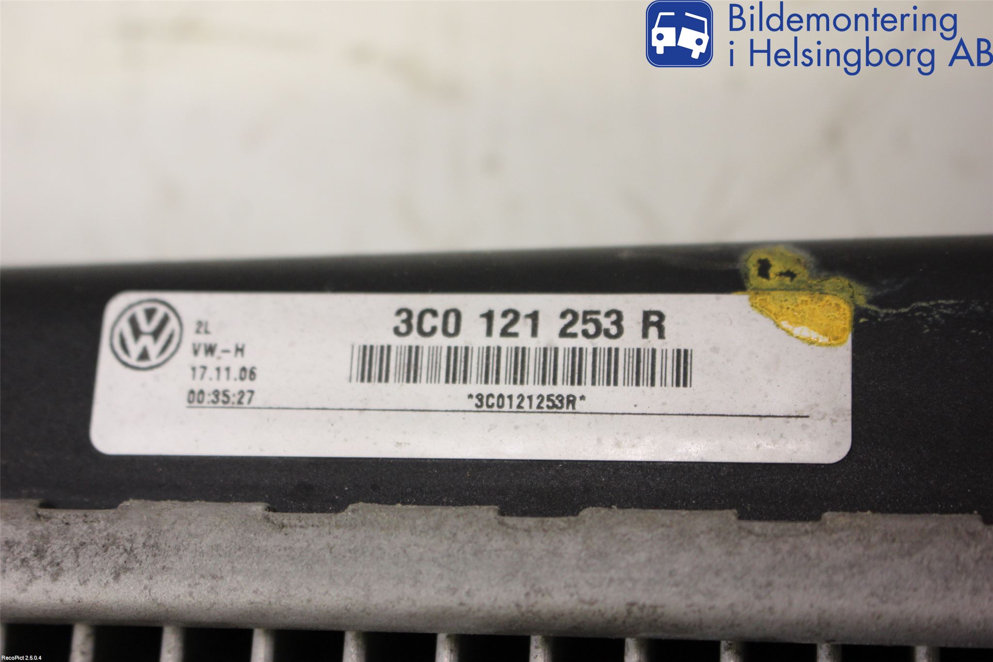 Volkswagen VW PASSAT 05-11 Radiator Manuell