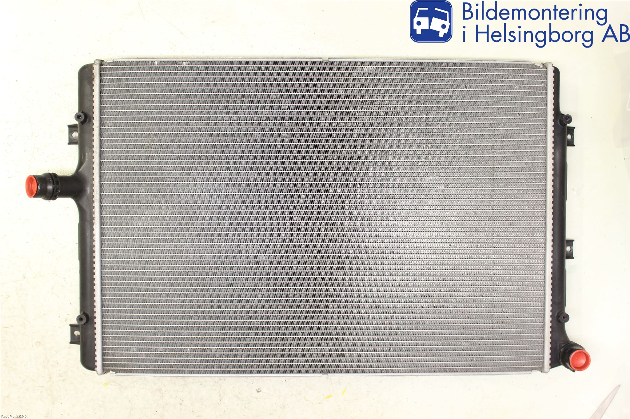 Volkswagen VW PASSAT 05-11 Radiator Automat