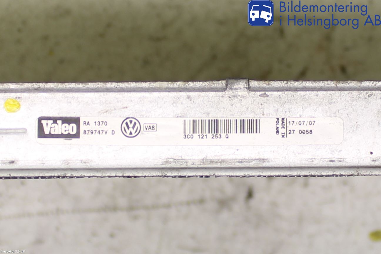 Volkswagen VW PASSAT 05-11 Radiator Automat