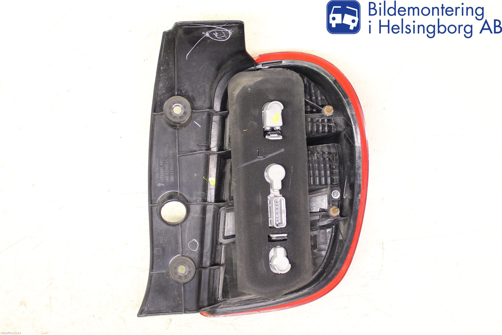 Nissan MICRA 11-16 Baklykt Venstre