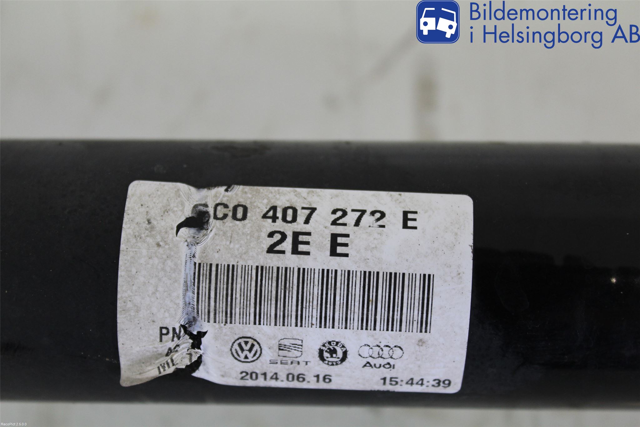 Volkswagen VW POLO 10-17 Drivaksel Foran Kompl Høyre