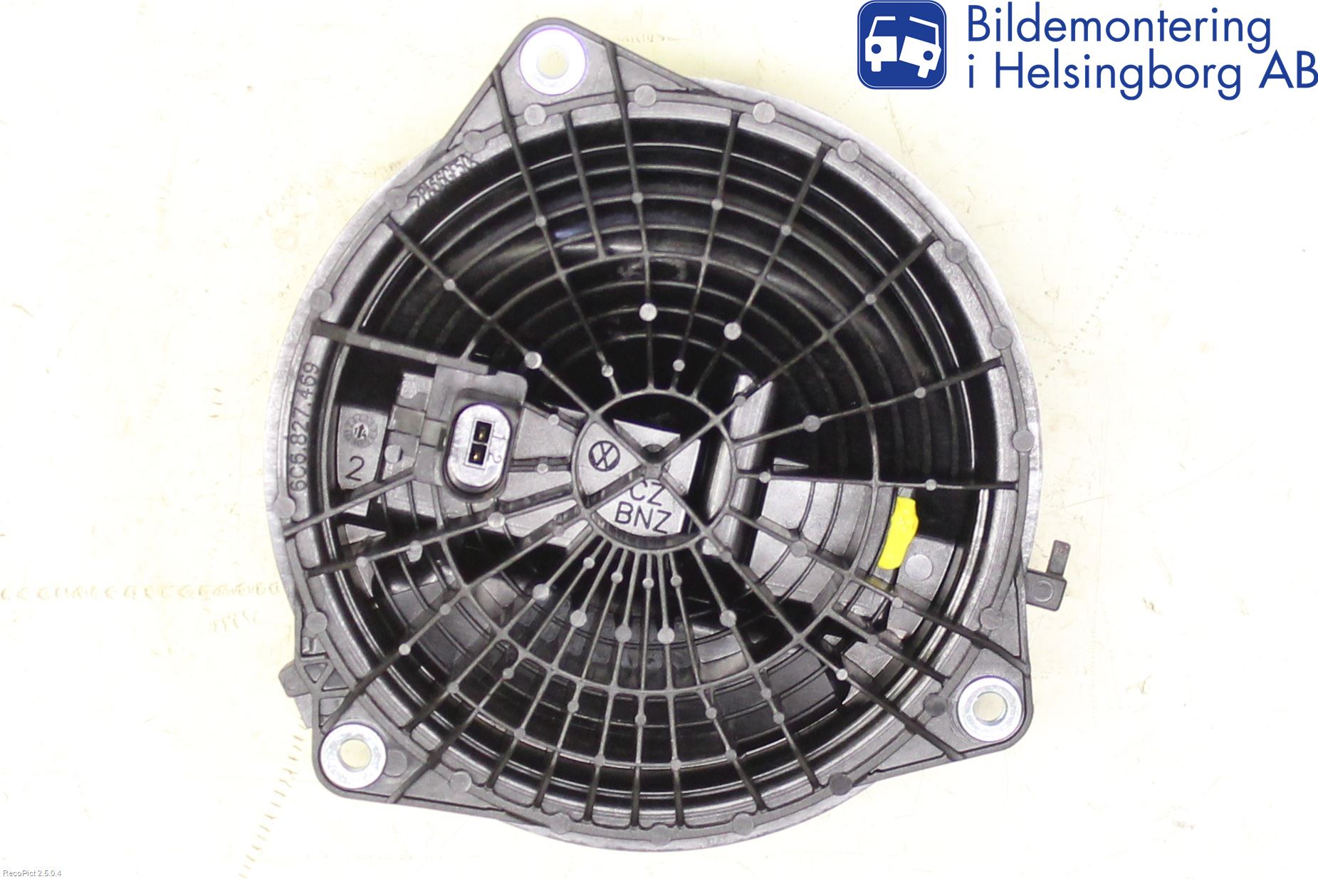 Volkswagen VW POLO 10-17 Bakluke Handtak Ytre