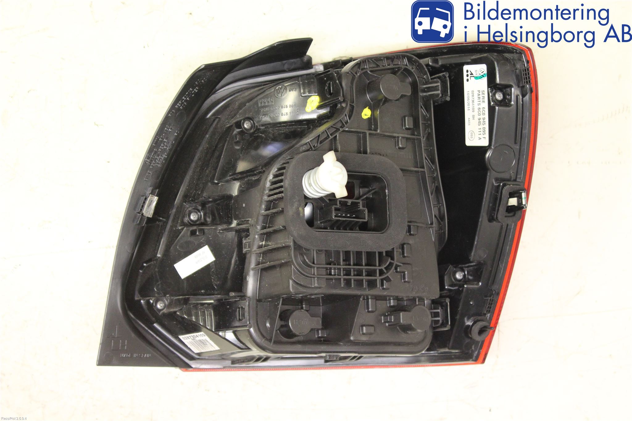 Volkswagen VW POLO 10-17 Baklykt Venstre