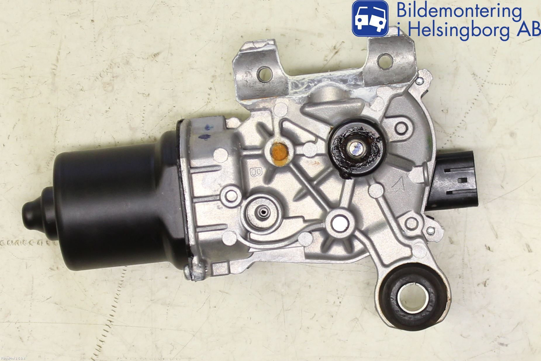 Nissan QASHQAI 14-17 Viskermotor Frontrute