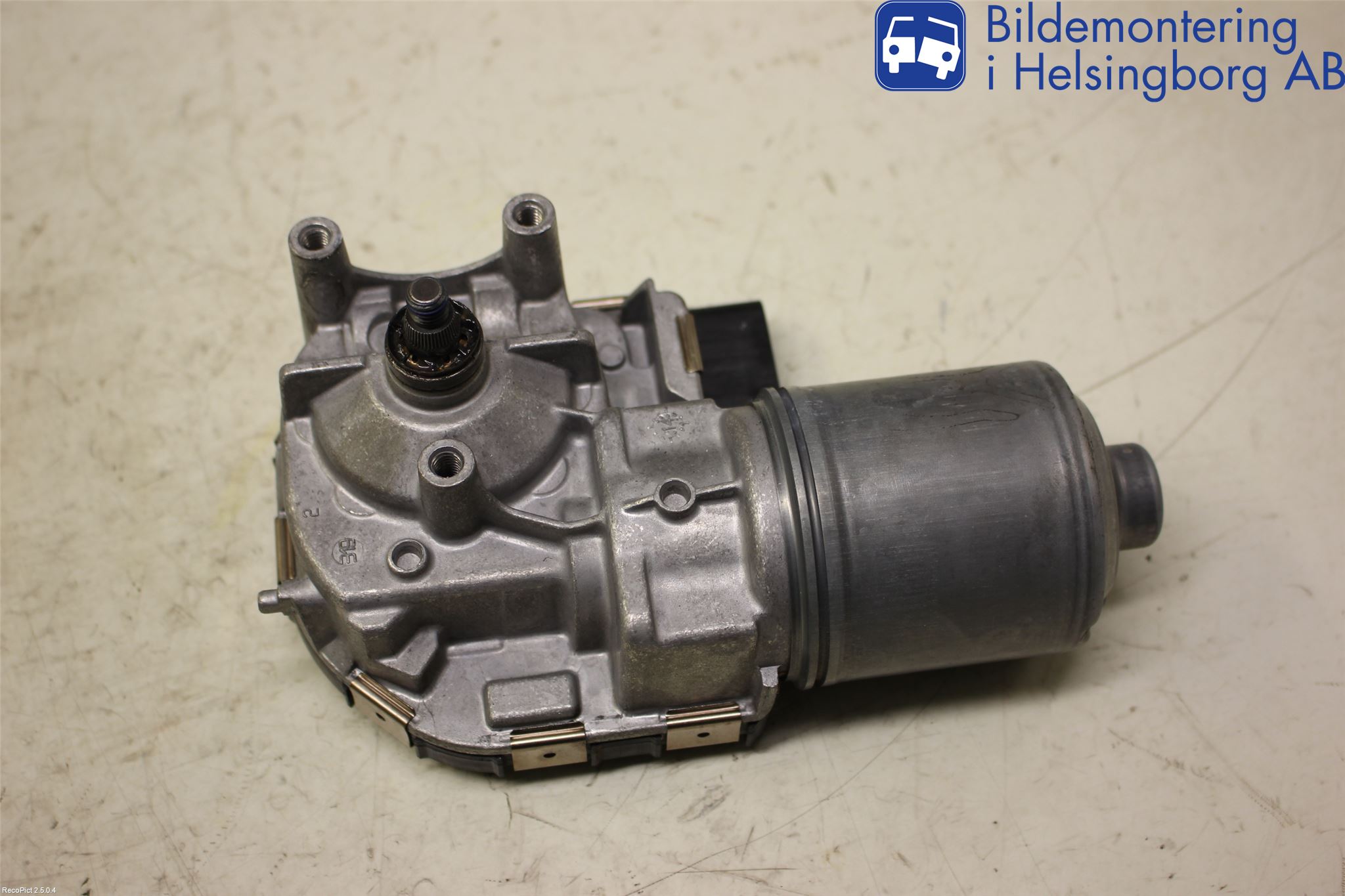Volkswagen VW GOLF SPORTSVAN 15-20 Viskermotor Frontrute