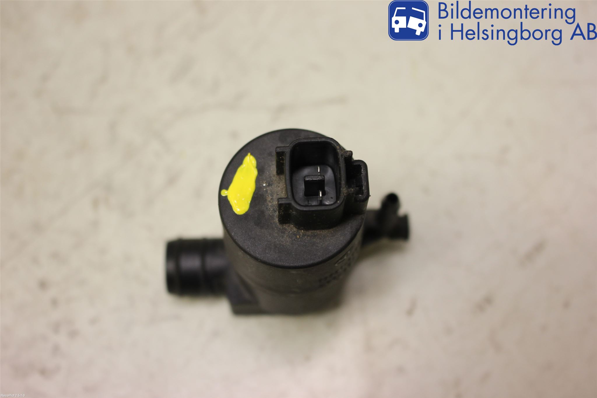 Toyota YARIS XP130 12-14 Spylerpumpe Frontrute