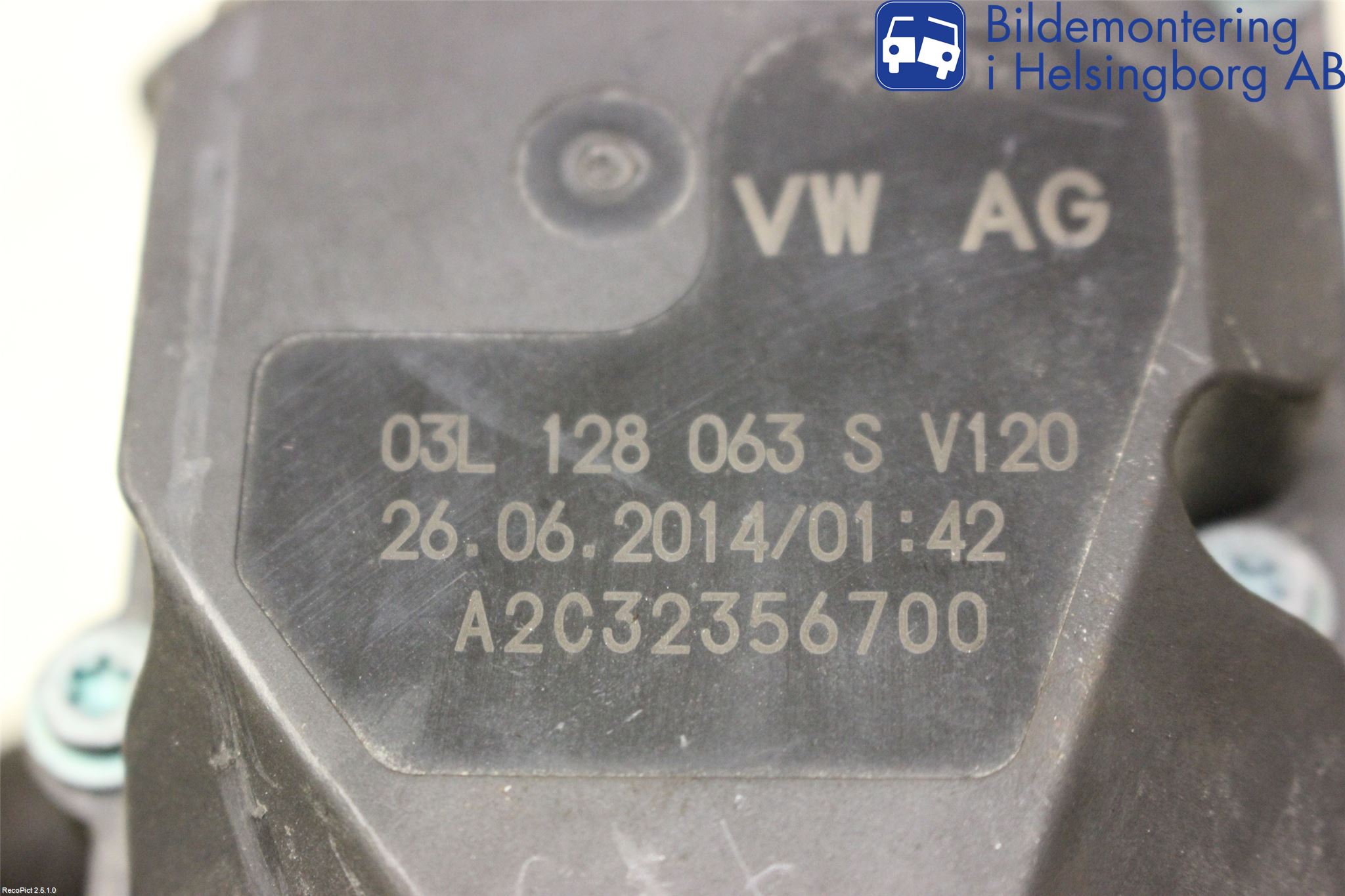 Volkswagen VW TRANSP/CARAVELLE (T5) 04-15 Inns Spjeldhus
