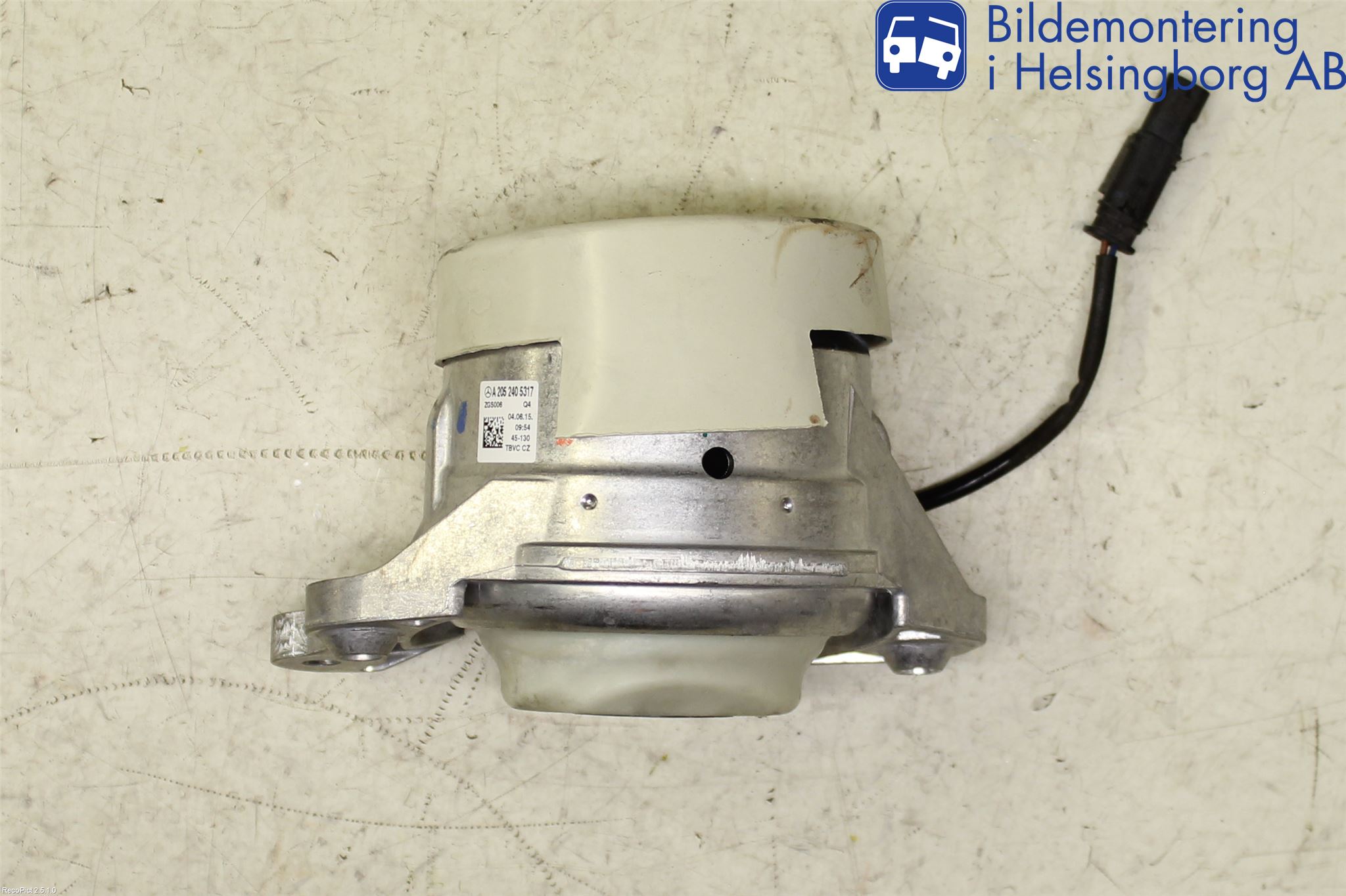Mercedes-Benz MB C-KLASS (W205) 14-21 Motor Feste Gummi