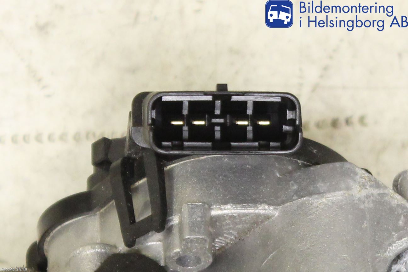 Mercedes-Benz MB CITAN (W415) 13-21 Viskermotor Frontrute