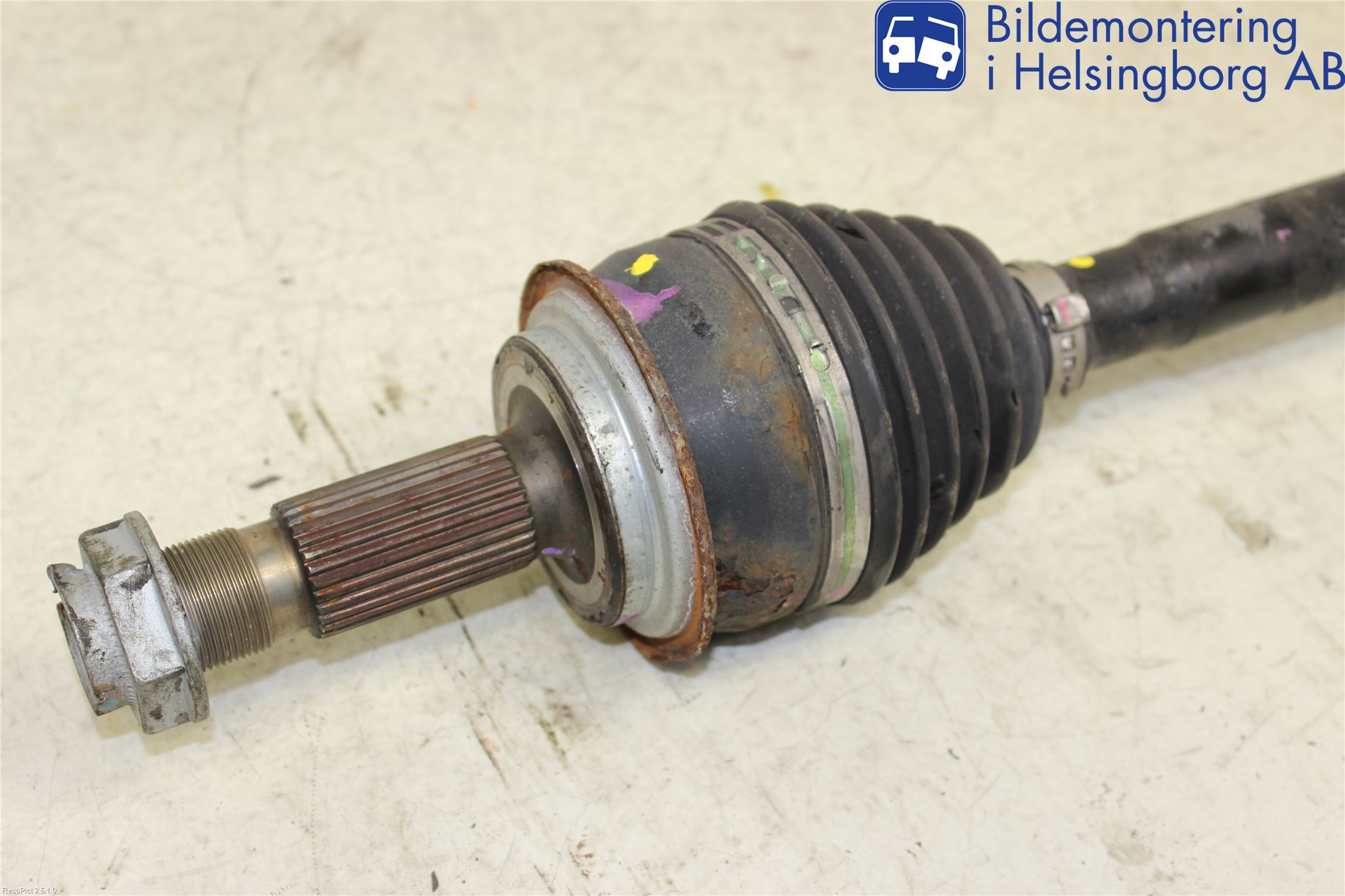 Mercedes-Benz MB VITO/VIANO (W639) 04-14 Drivaksel Bak Kompl Venstre