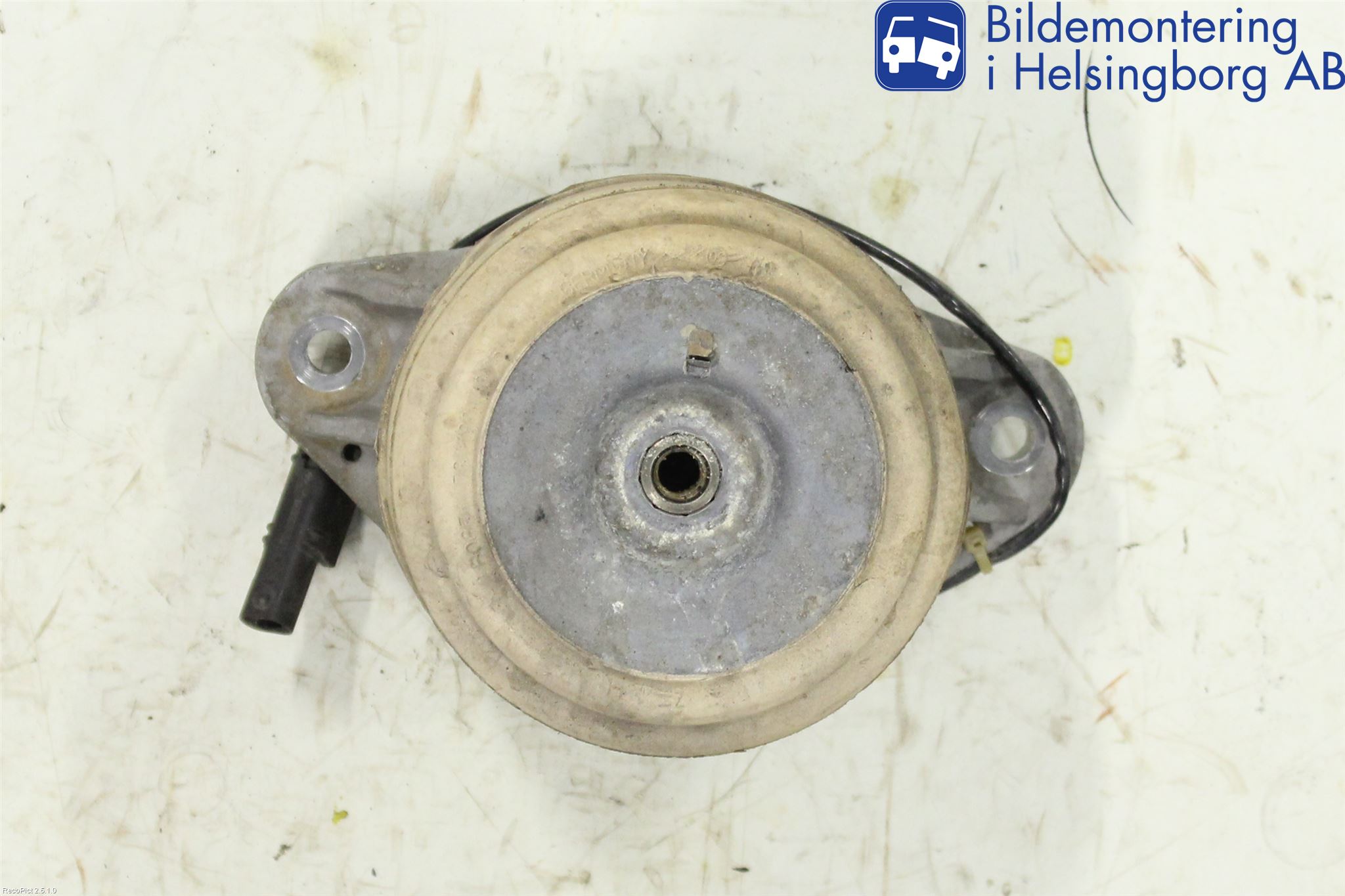 Mercedes-Benz MB GLK-KLASS (X204) 08-16 Motor Feste Gummi