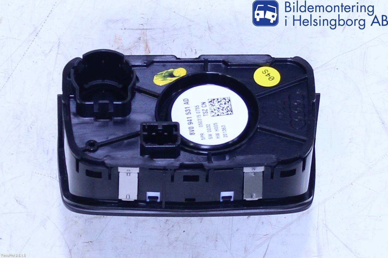 Audi A3/S3 8V 13-20 Bryter Hovedlys