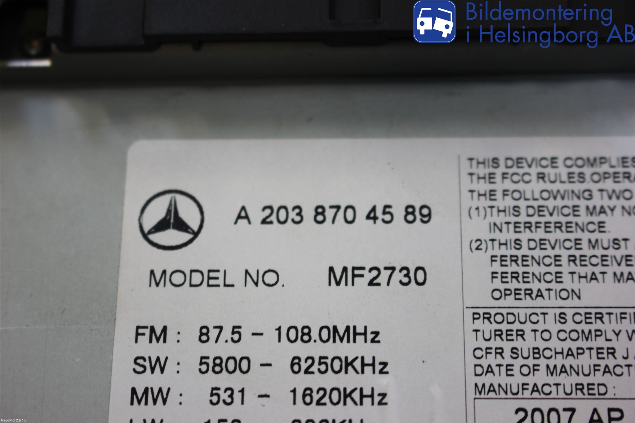 Mercedes-Benz MB C (203) 00-07 Stereo Radio Med Cd
