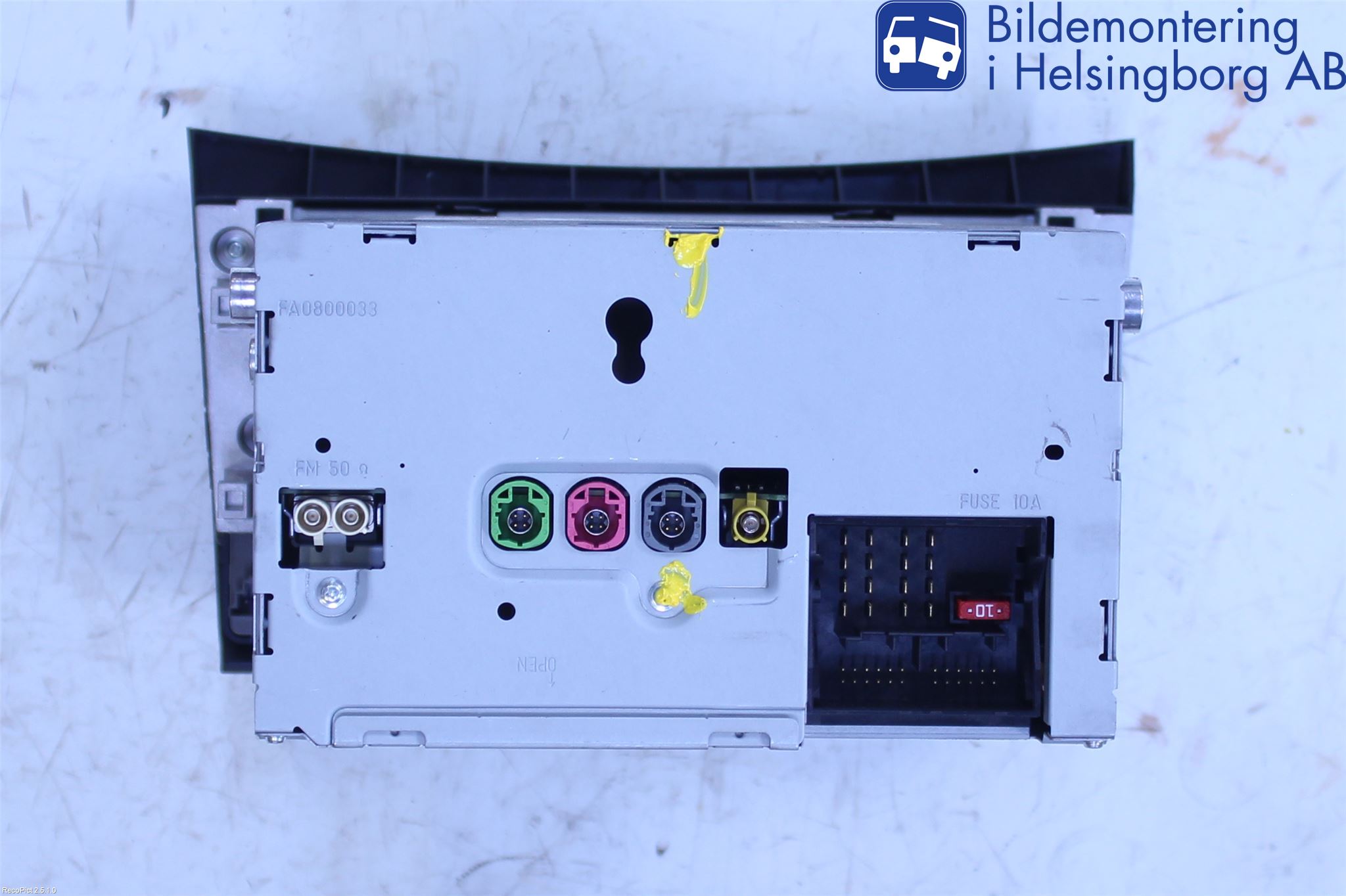 Mercedes-Benz MB E-KLASS (W212) 09-16 Stereo Radio Med Cd