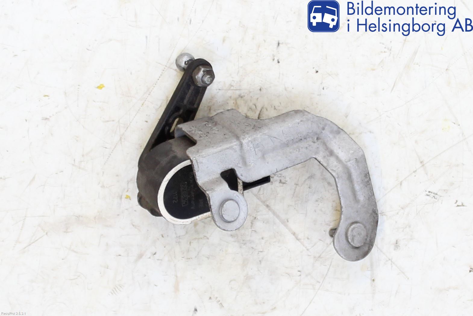 Mercedes-Benz MB C-KLASS (W205) 14-21 Sensor Lysinnstilling